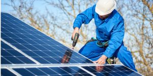 Installation Maintenance Panneaux Solaires Photovoltaïques à Saint-Colomban